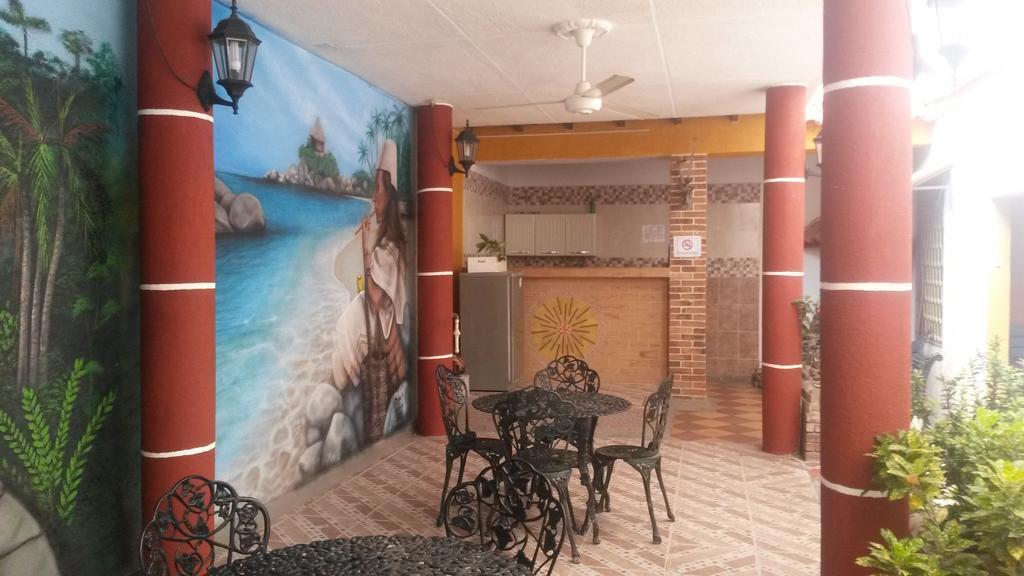 Hospederia Casa Familiar Hotel Santa Marta  Exterior photo