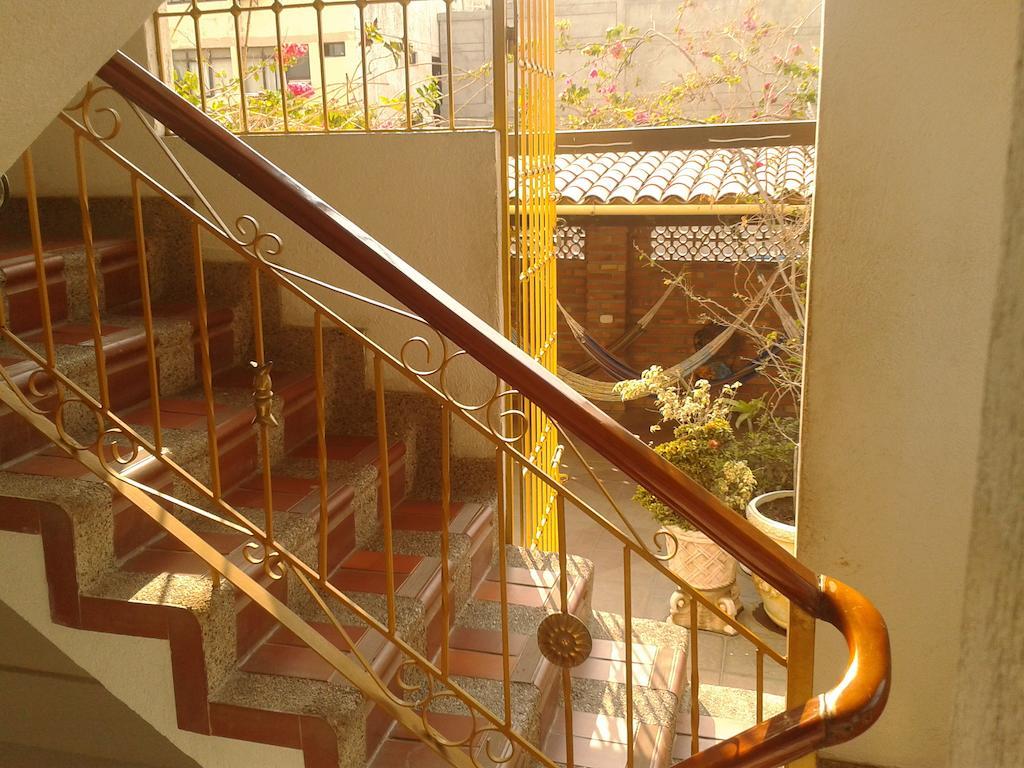 Hospederia Casa Familiar Hotel Santa Marta  Exterior photo