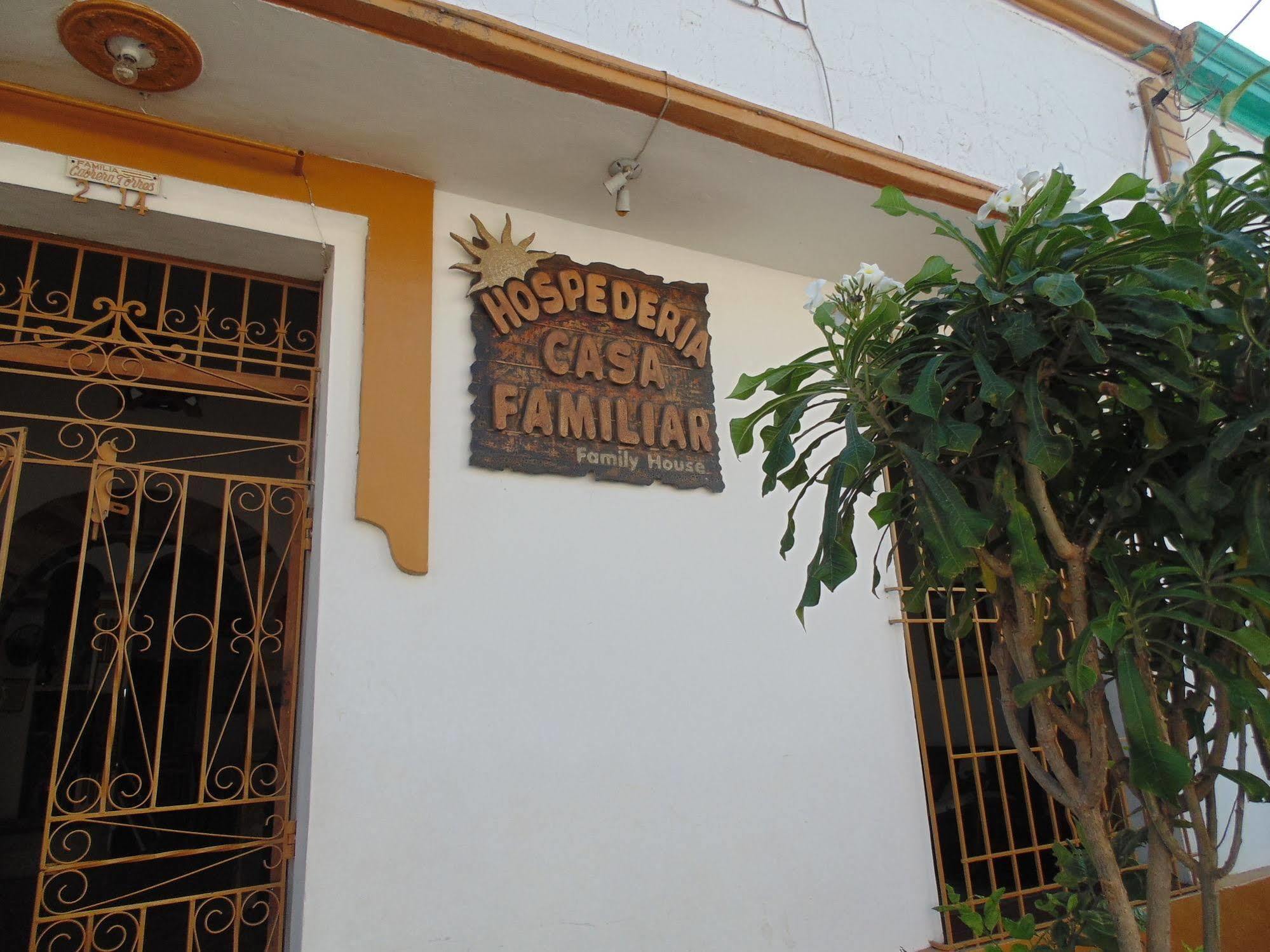 Hospederia Casa Familiar Hotel Santa Marta  Exterior photo