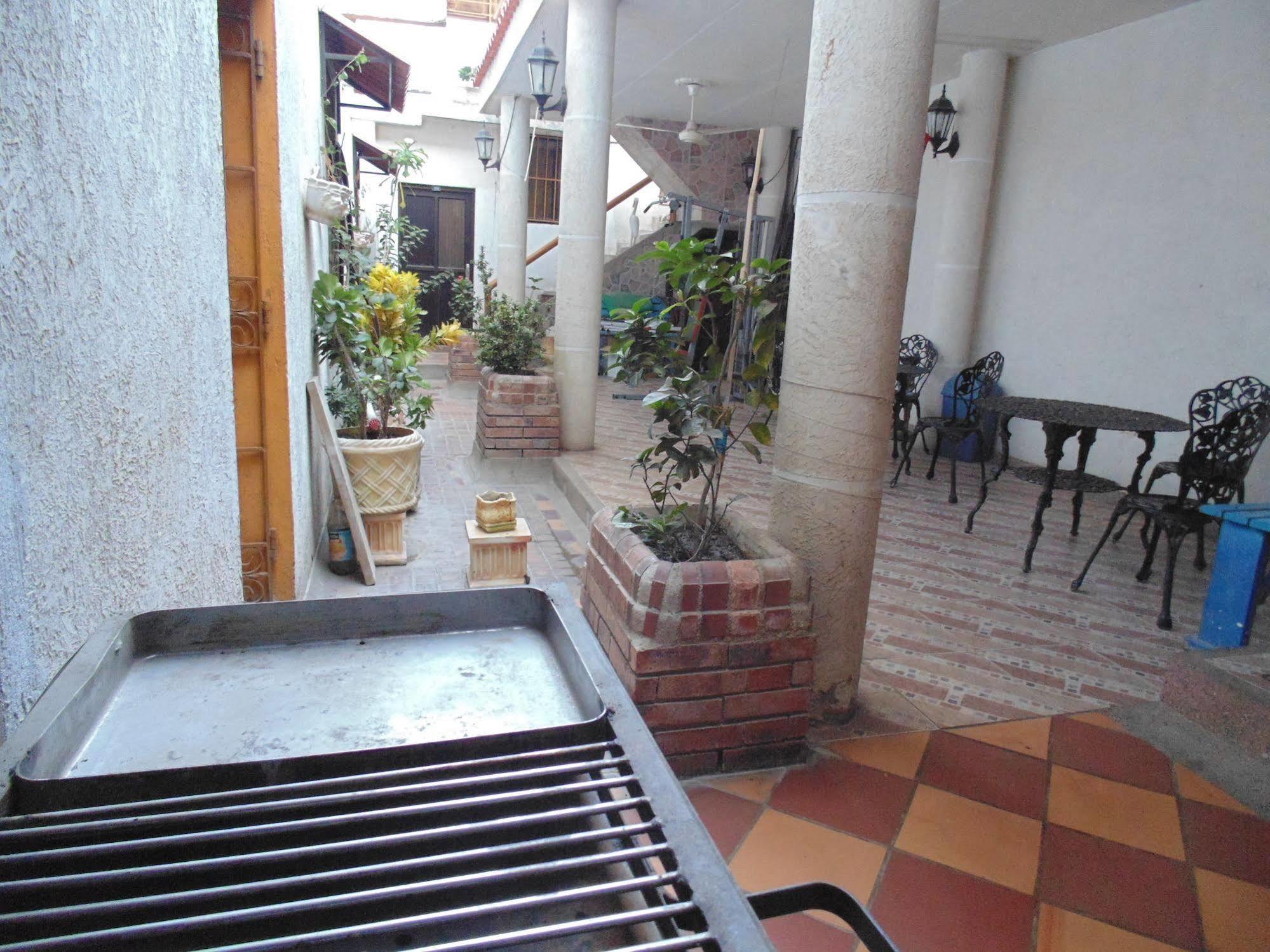 Hospederia Casa Familiar Hotel Santa Marta  Exterior photo